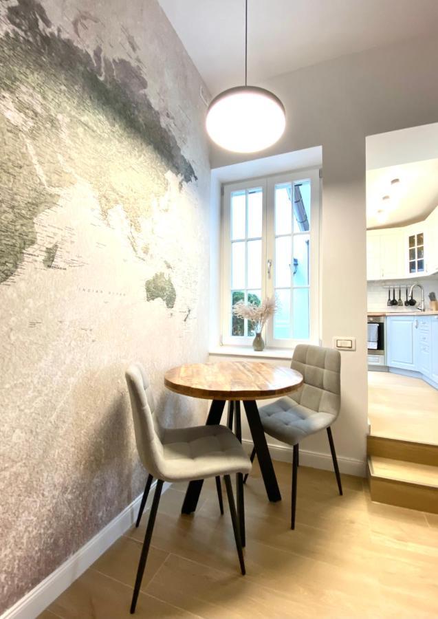 10 Council Square Appartement Braşov Buitenkant foto
